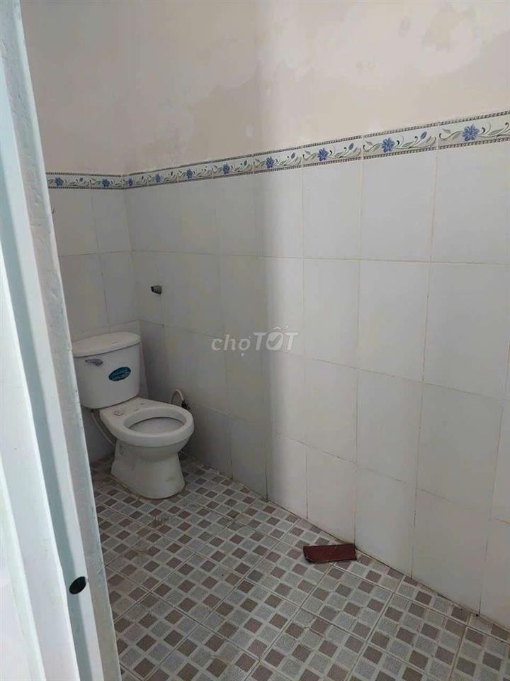 bán nhà sổ đỏ riêng xã Phong Phú hẻm xe tải gần Nguyễn Văn Linh