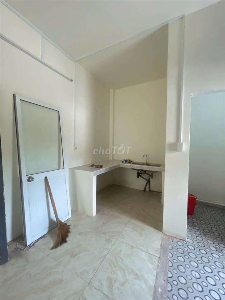 cho cố nhà  hẻm xe tải xã Phong Phú gần Nguyễn Văn Linh Quốc lộ 50