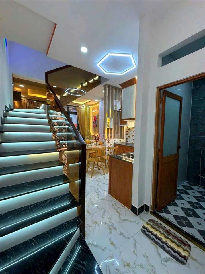 bán nhà sổ hồng riêng xã Tân Kim Cần Giuộc gần cây xăng