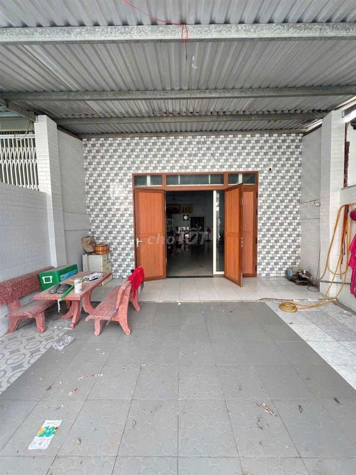 cho thuê nhà 230 m2 hẻm xe tải gần Nguyễn Văn Linh xã Phong Phú