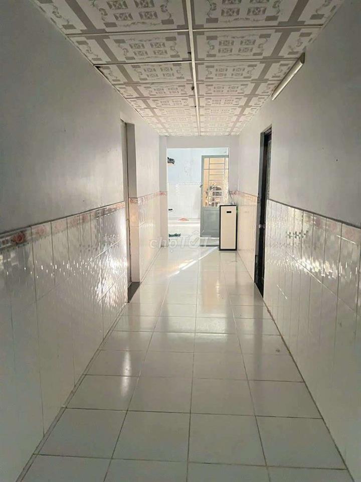 cho thuê nhà 230 m2 hẻm xe tải gần Nguyễn Văn Linh xã Phong Phú