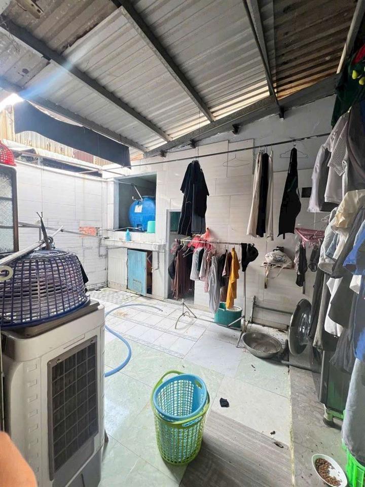 cho thuê nhà 230 m2 hẻm xe tải gần Nguyễn Văn Linh xã Phong Phú