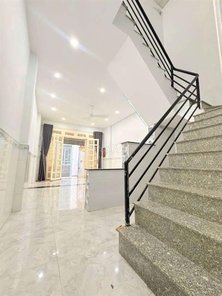 cho thuê nhà xã Bình Hưng Quốc lộ 50 gần bến xe quận 8