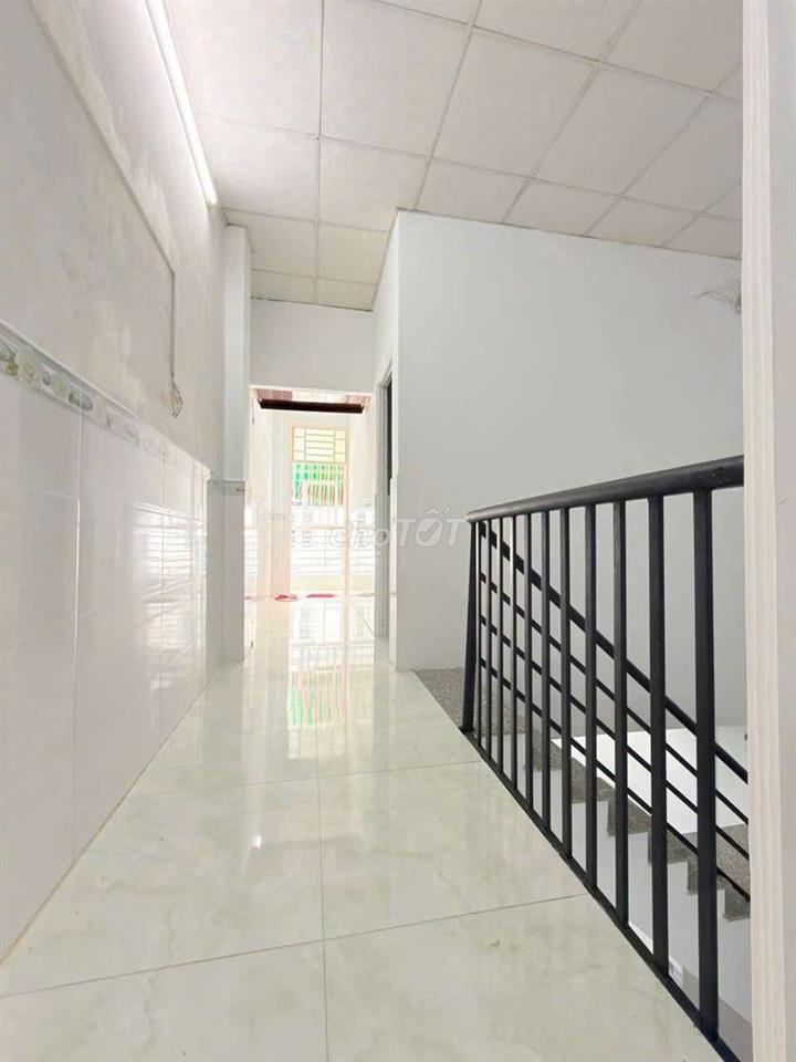cho thuê nhà xã Bình Hưng Quốc lộ 50 gần bến xe quận 8