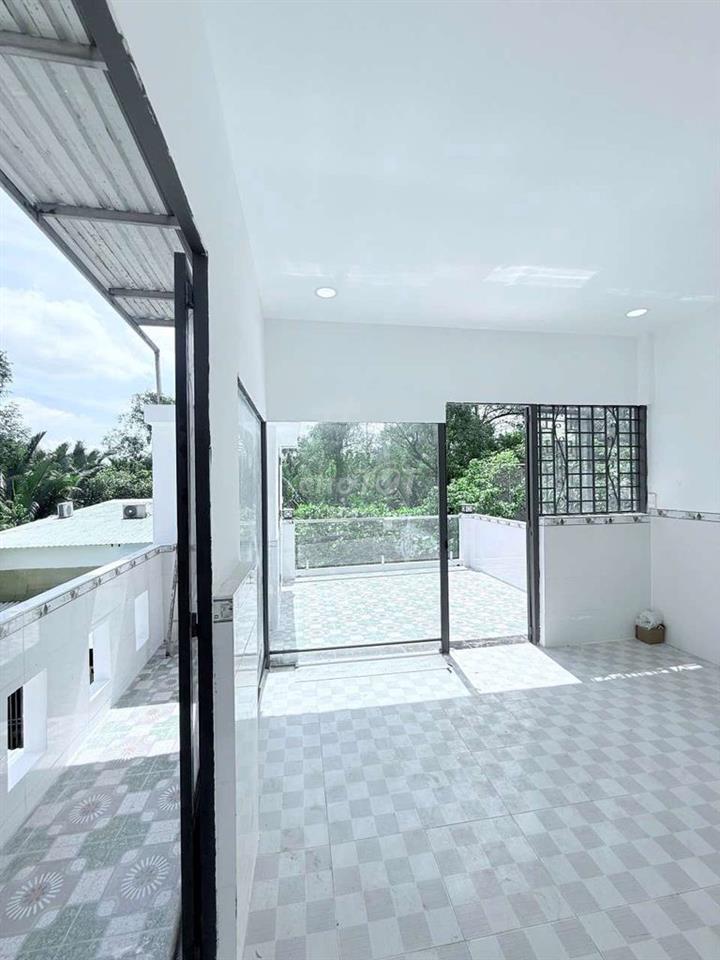 Bán nhà gần vịt quay hùng  Trang xã Bình Hưng Quốc lộ 50