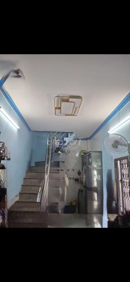 Bán nhà hẻm 5m