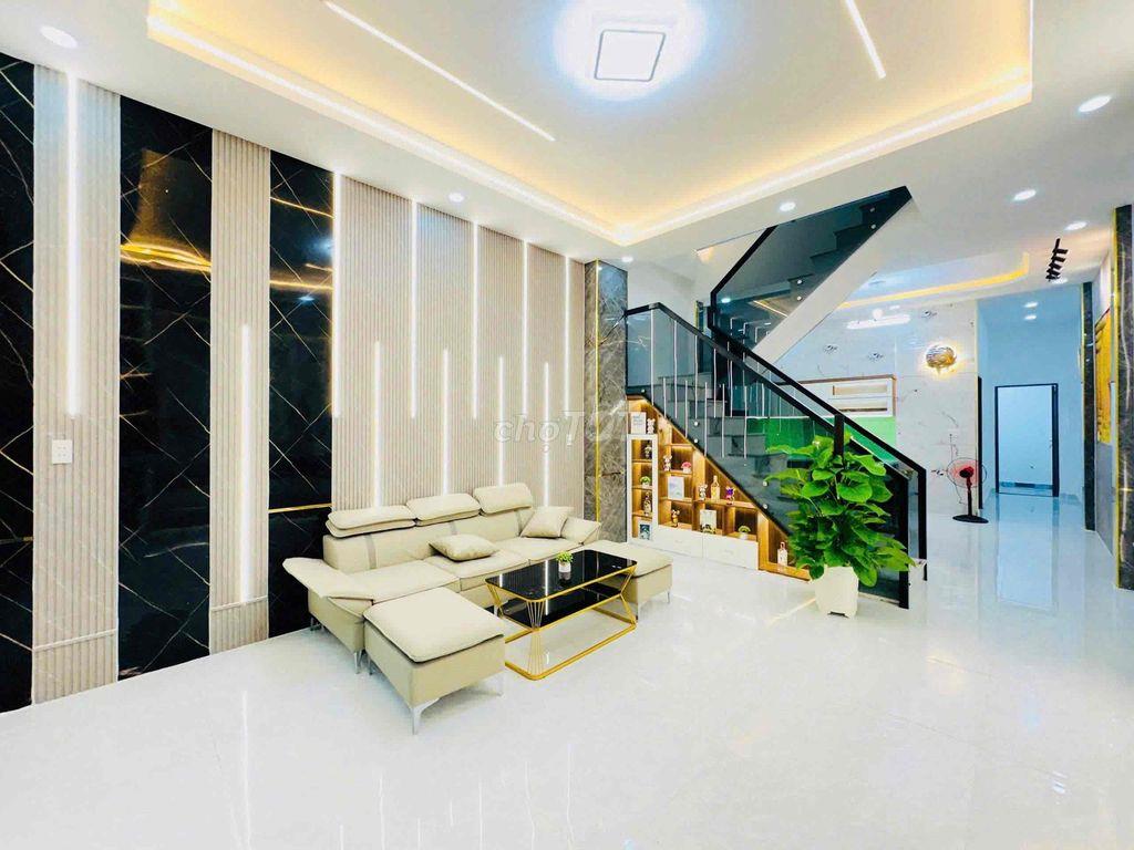 NHÀ MỚI 1 LẦU SỔ RIÊNG 105m2  GẦN CHỢ BÌNH CHÁNH SÁT ĐINH ĐỨC THIỆN