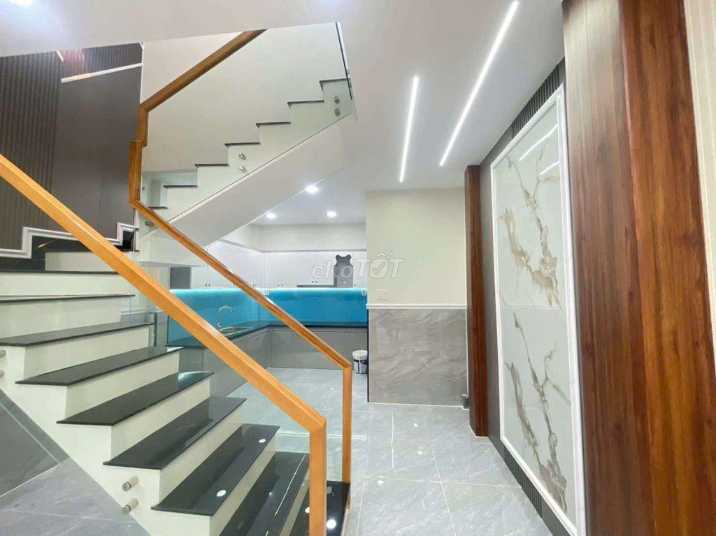 BÁN NHÀ ĐẸP 4M*10M 1T+LẦU SUỐT 2PN 2W PHÒNG KHÁCH RỘNG