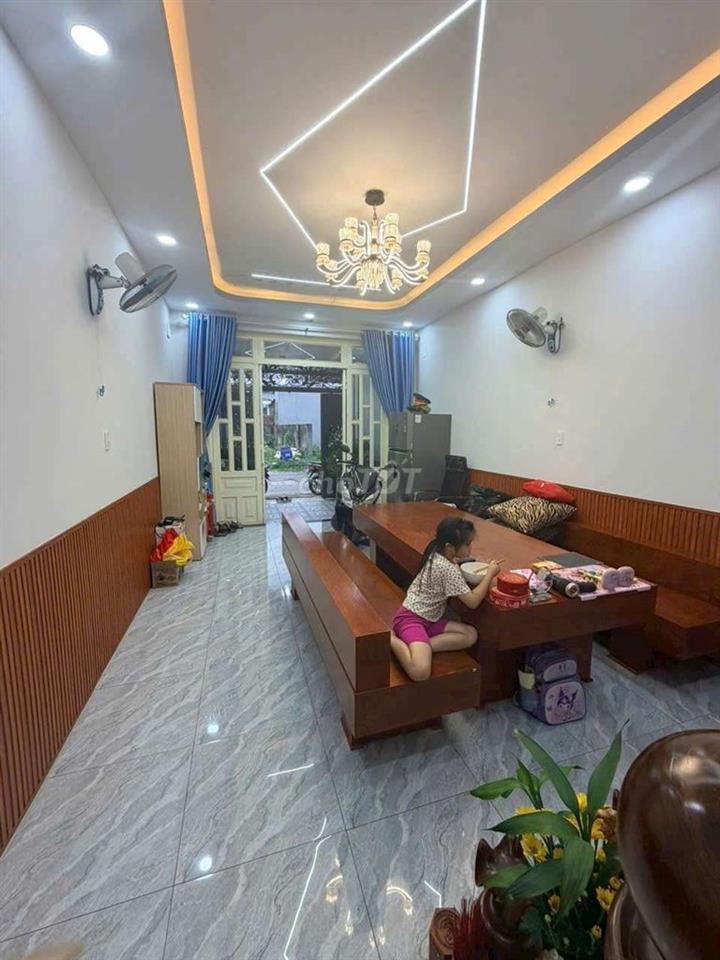 BÁN NHÀ MT CẦU SUỐI NGAY CHỢ NỮ DÂN CÔNG VÀO 100M DT 4*17M 1 LẦU SUỐT