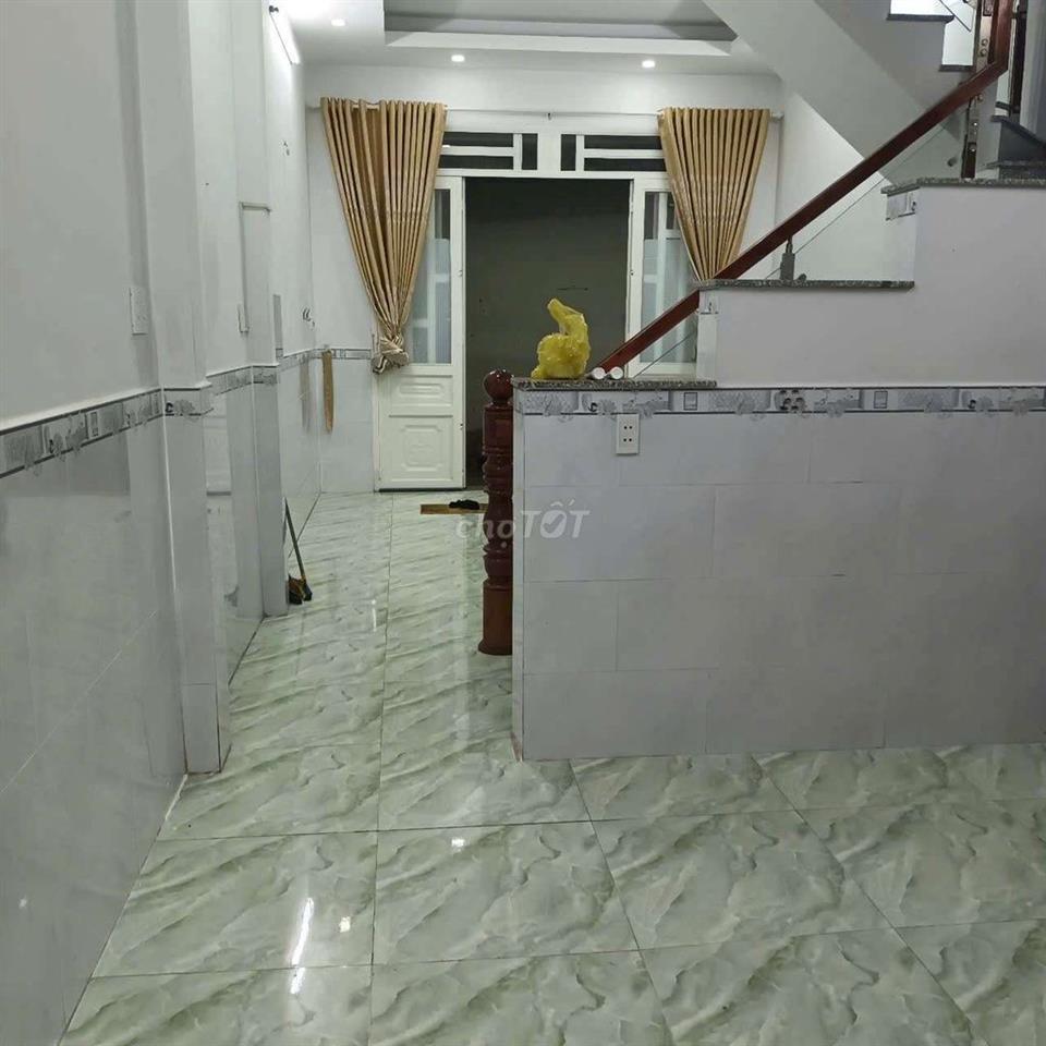 BÁN NHÀ GẦN CHỢ VĨNH LỘC 4M X 10M LẦU SUỐT 2PN 2W DÂN CƯ ĐÔNG ĐÚC