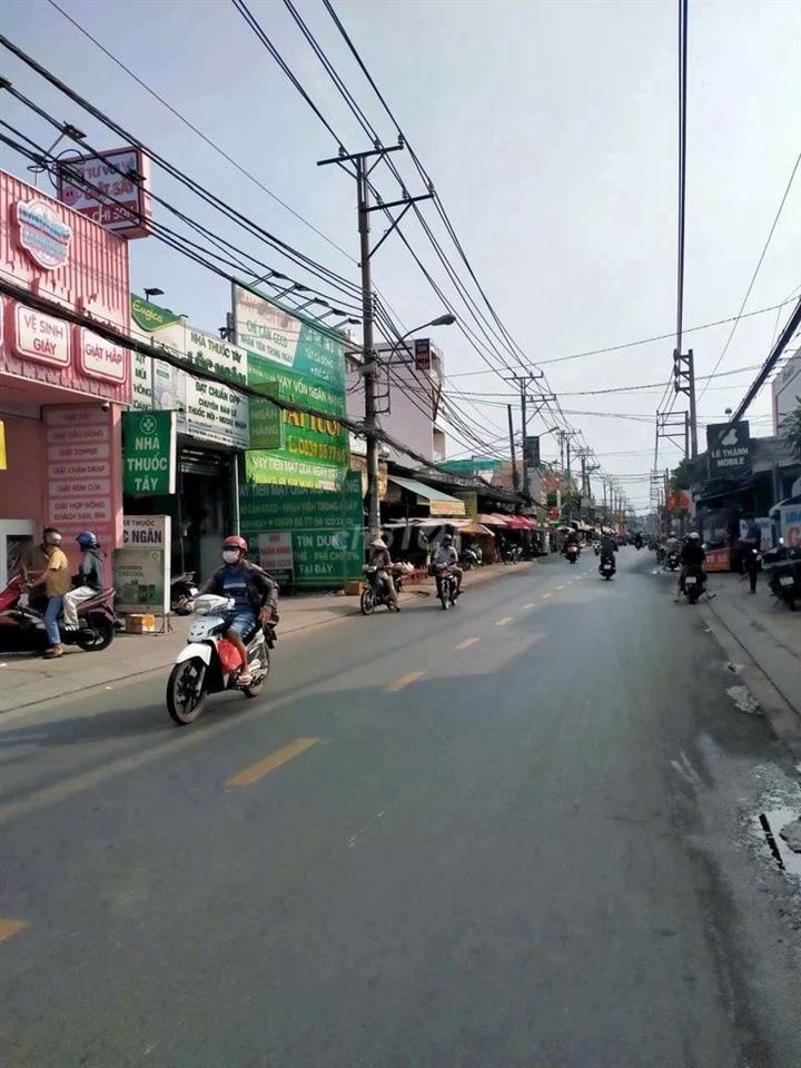 BÁN NHÀ GẦN CHỢ VĨNH LỘC 4M X 10M LẦU SUỐT 2PN 2W DÂN CƯ ĐÔNG ĐÚC