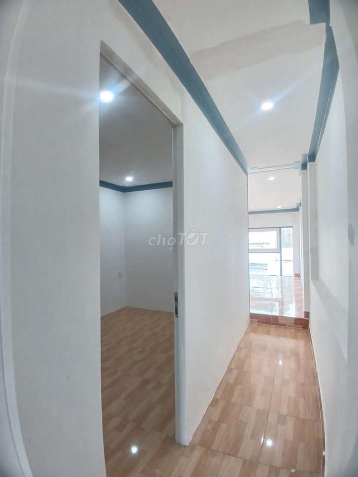 BÁN NHÀ ĐẸP 4M X 17M LẦU SUỐT 4PN 2W PHÒNG KHÁCH RỘNG