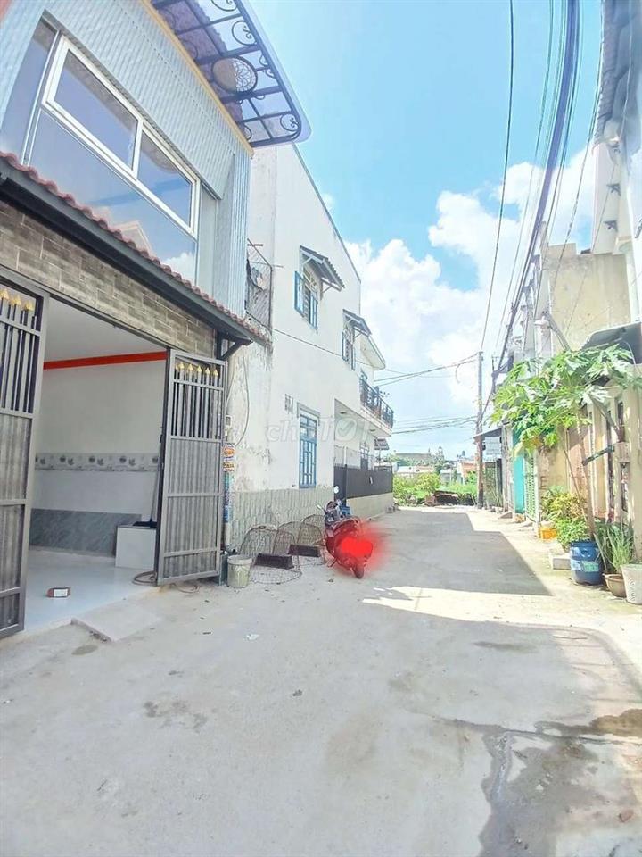 BÁN NHÀ ĐẸP 4M X 17M LẦU SUỐT 4PN 2W PHÒNG KHÁCH RỘNG