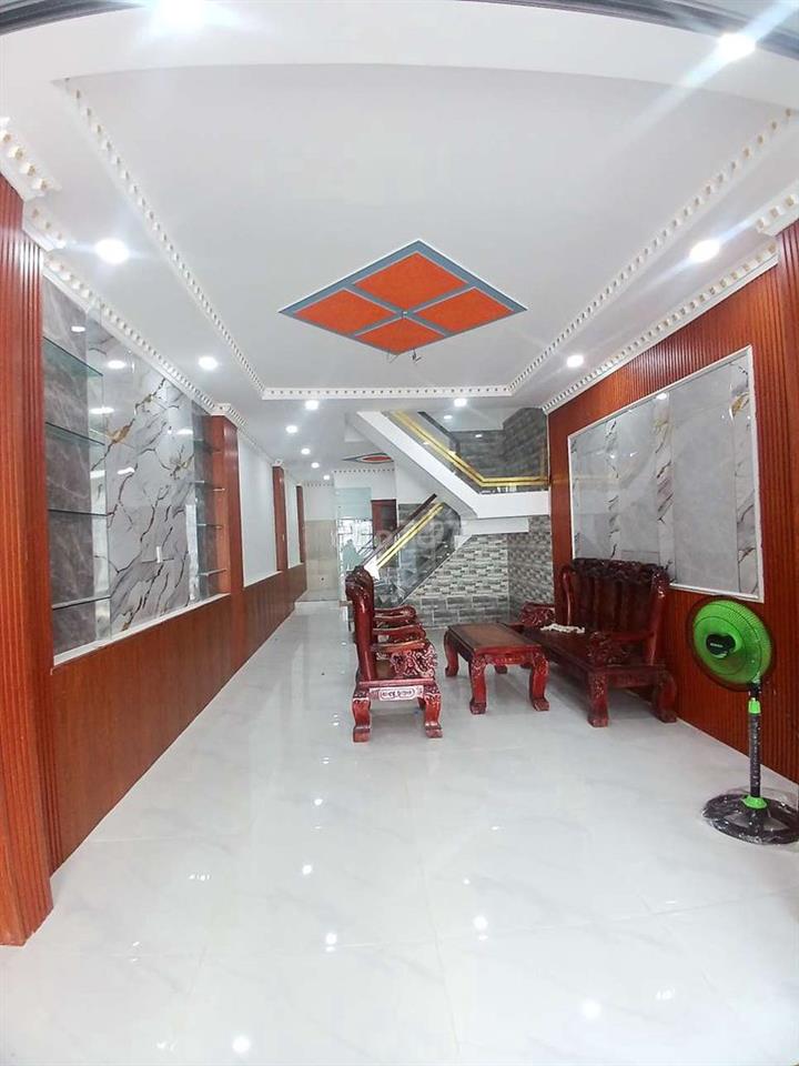 BÁN NHÀ ĐẸP 4M X 17M LẦU SUỐT 4PN 2W PHÒNG KHÁCH RỘNG