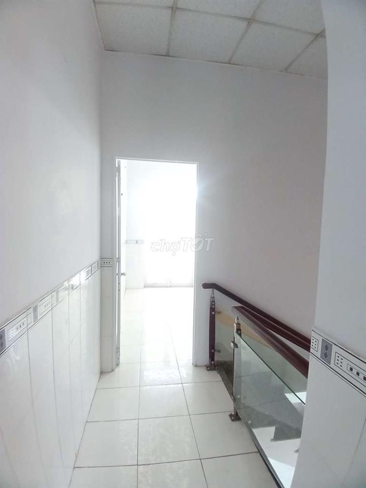 BÁN NHÀ ĐẸP GIÁ RẺ 1/ NGẮN ĐƯỜNG THỚI HÒA 4,5 X 12M 3PN 2W CÓ SN HUYỆN