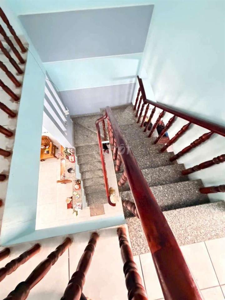 BÁN NHÀ HẺM THÔNG THỚI HÒA DÂN CƯ ĐÔNG ĐÚC 4M X15M 1 LẦU 3PN 2W