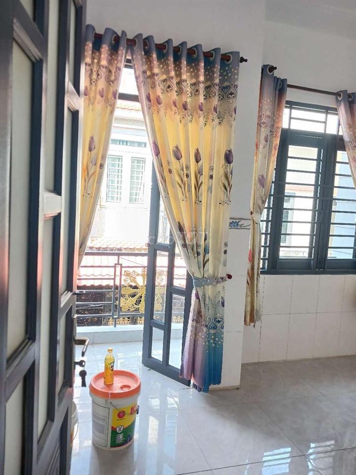 BÁN NHÀ ĐƯỜNG 1C KẾ BÊN 1A VÀO 50M DT: 4*14,5M 1 LẦU 3PN 2W ĐƯỜNG 5M