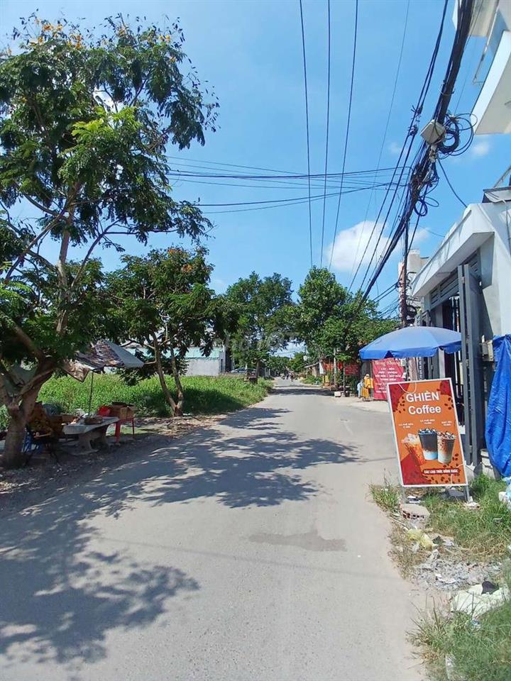 BÁN NHÀ ĐƯỜNG 1C KẾ BÊN 1A VÀO 50M DT: 4*14,5M 1 LẦU 3PN 2W ĐƯỜNG 5M