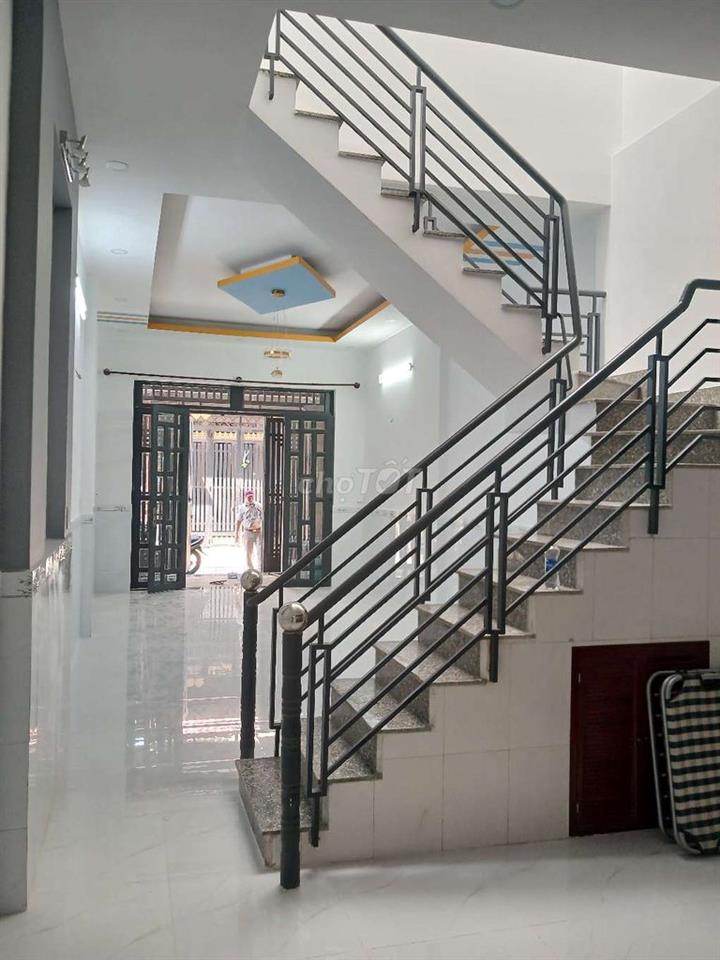 BÁN NHÀ ĐƯỜNG 1C KẾ BÊN 1A VÀO 50M DT: 4*14,5M 1 LẦU 3PN 2W ĐƯỜNG 5M