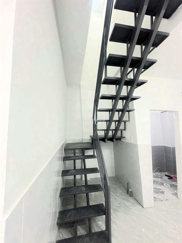 BÁN NHÀ NGAY CHỢ VĨNH LỘC VÀO 1/ NGẮN 50M DT 4*9M 1T+ LẦU 2PN 2W