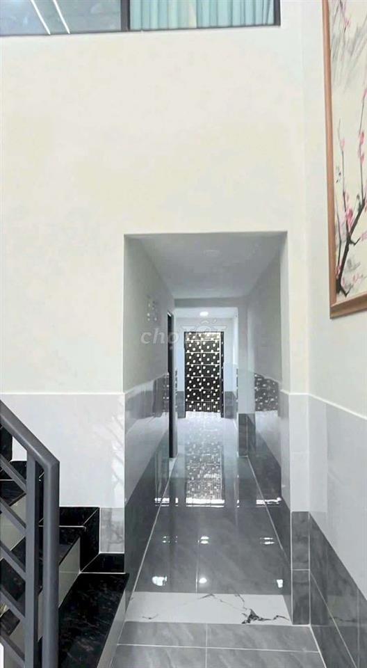 BÁN NHÀ ĐẸP HẺM THÔNG 3PN 2W ĐƯỜNG 4M BÊ TÔNG