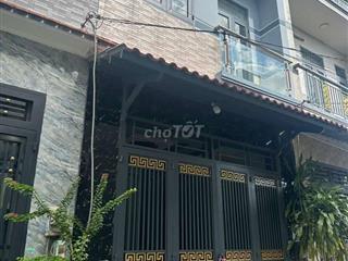 BÁN NHÀ ĐẸP GẦN CHỢ DTSD: 80M2 1 LẦU SUỐT GỒM 3PN 2W PHÒNG KHÁCH RỘNG
