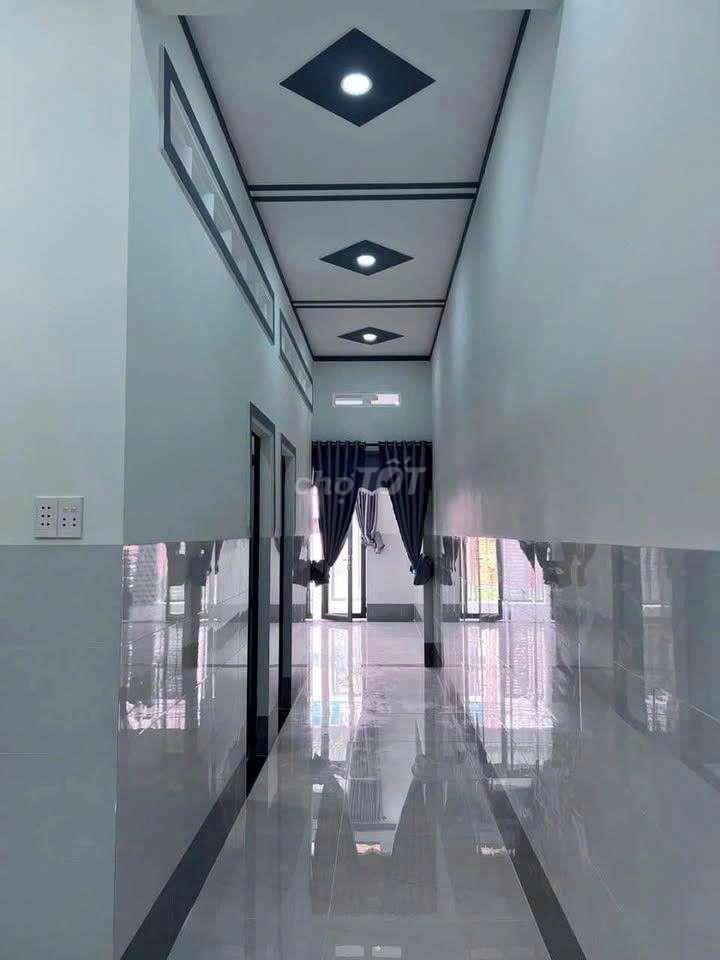 Bán nhà cấp 4 sổ hồng riêng, dt 76m2 gần chợ Vĩnh Lộc B giá 860triệu