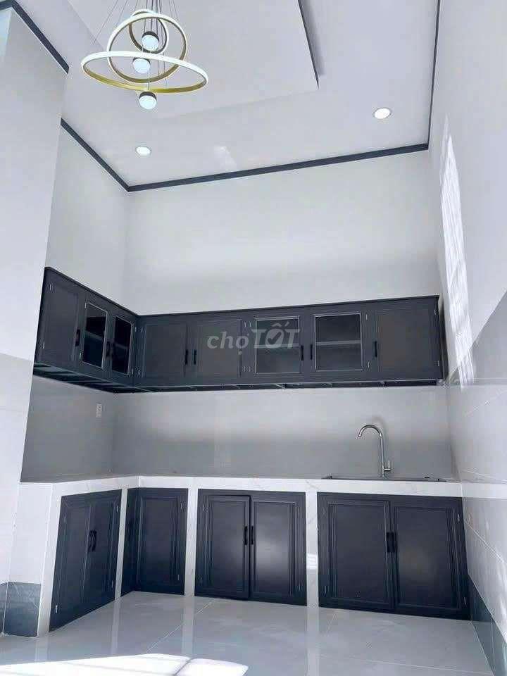 Bán nhà cấp 4 sổ hồng riêng, dt 76m2 gần chợ Vĩnh Lộc B giá 860triệu