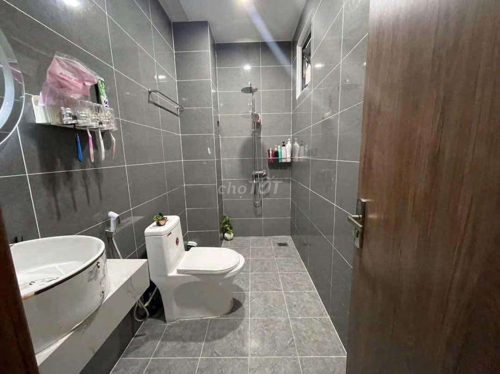 Giảm 300tr Chủ Gấp Bán MT Liên Khu 4-5 gần chợ Bình Thành giá 1tỷ950tr