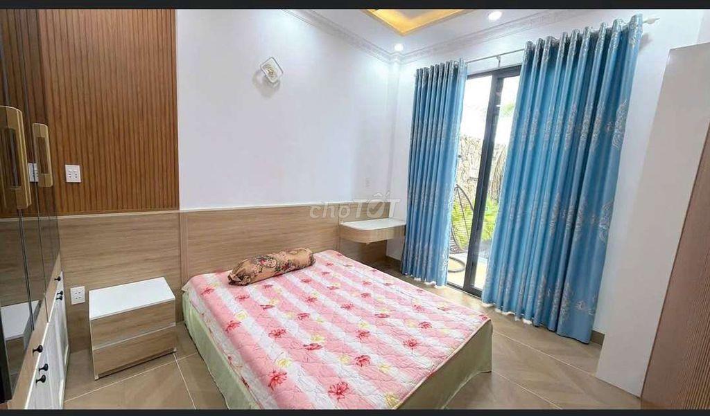 Bán nhà cấp 4 sổ hồng riêng ngay kdc Bình Hưng giá 1tỷ760triệu
