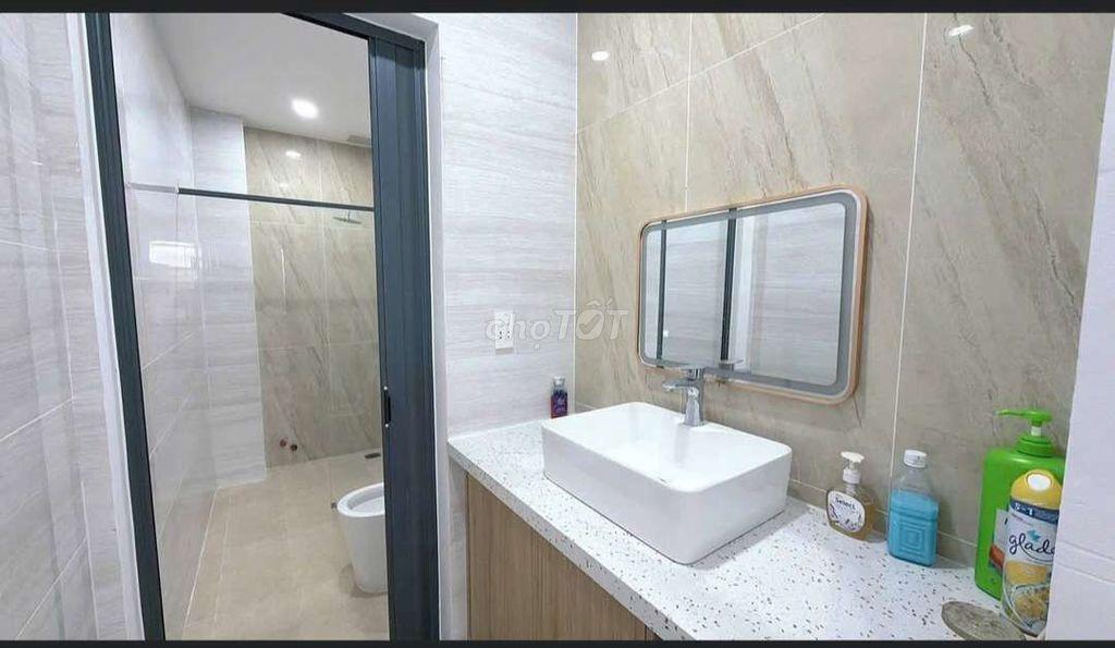 Bán nhà cấp 4 sổ hồng riêng ngay kdc Bình Hưng giá 1tỷ760triệu