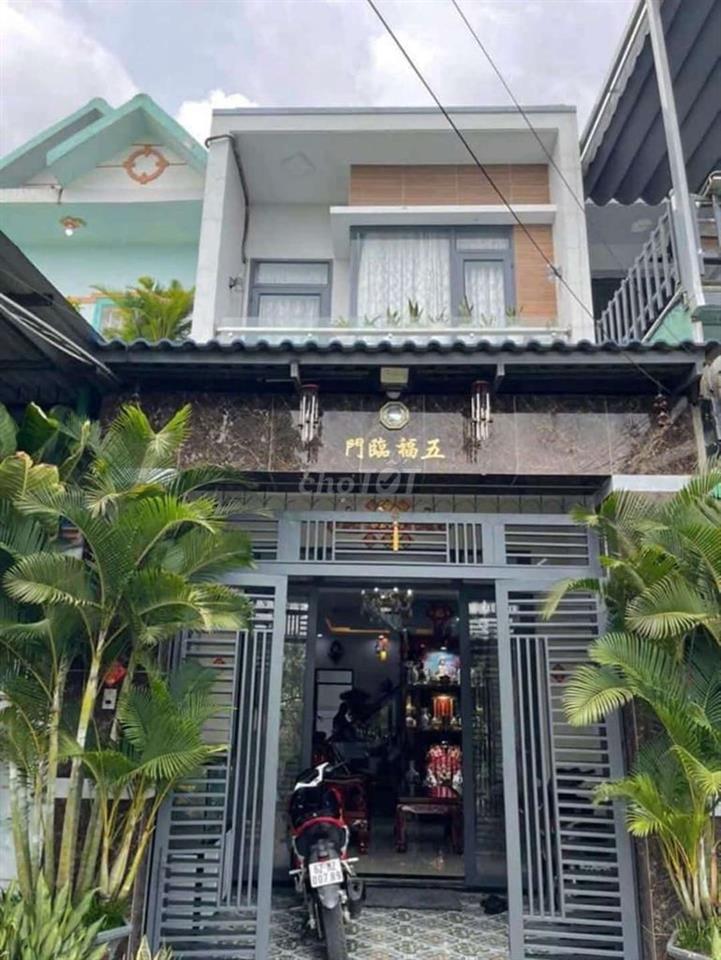 Giảm 300tr bán gấp nhà MT chợ đầu mối Bình Điền đag cho thuê 12tr/thg