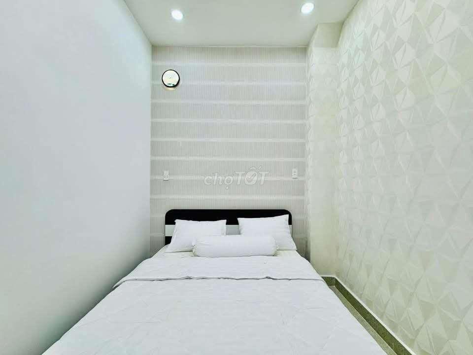 Bán nhà 1trệt 1lầu sổ hồng riêng gần chợ Bình Chánh giá 1tỷ270triệu