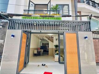 Bán nhà 1trệt 1lầu sổ hồng riêng gần chợ Bình Chánh giá 1tỷ270triệu