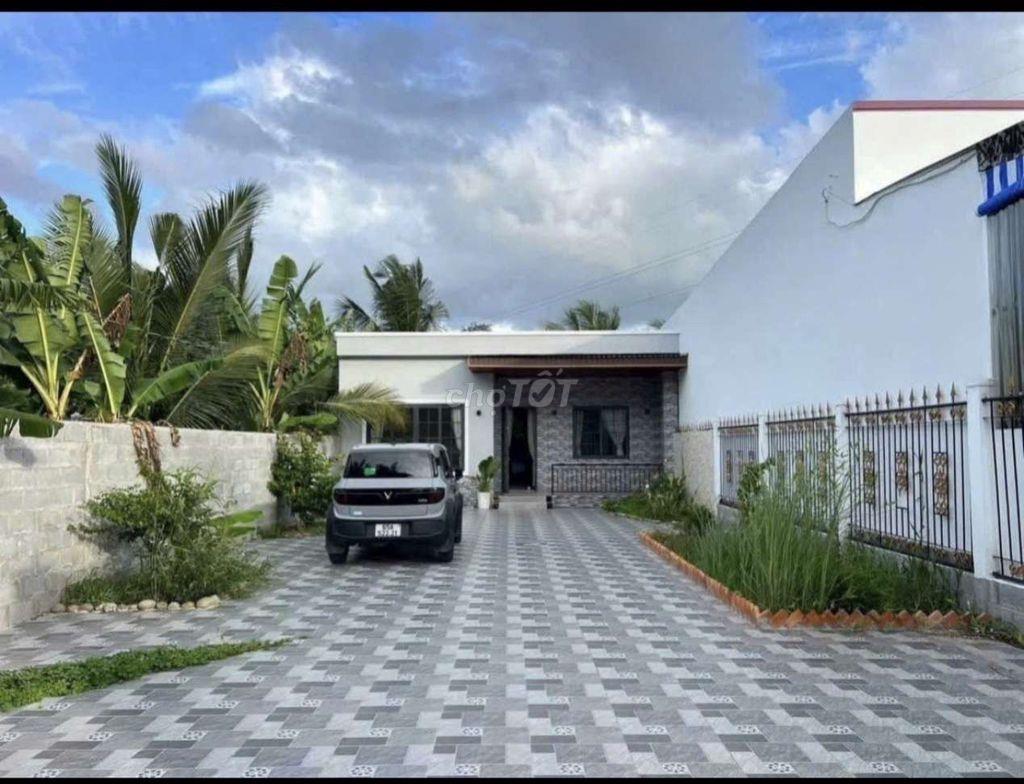 CHỦ ĐI NƯỚC NGOÀI CẦN TIỀN BÁN GẤP NHÀ VƯỜN GẦN CHỢ BÌNH CHÁNH