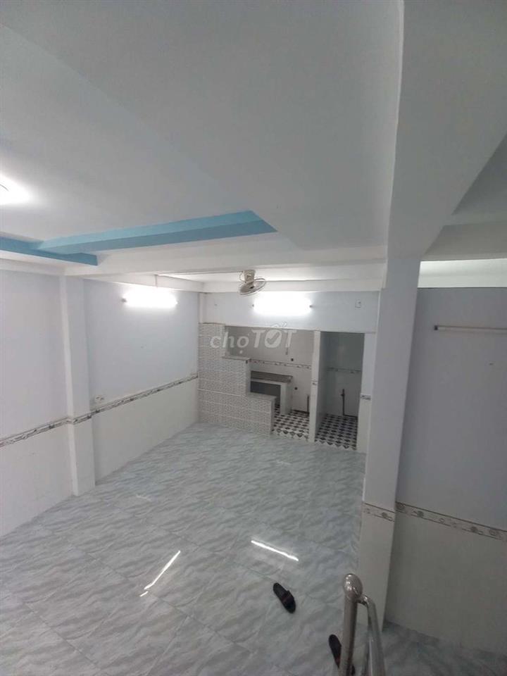 Bán nhà đất thổ cư sổ hồng chung