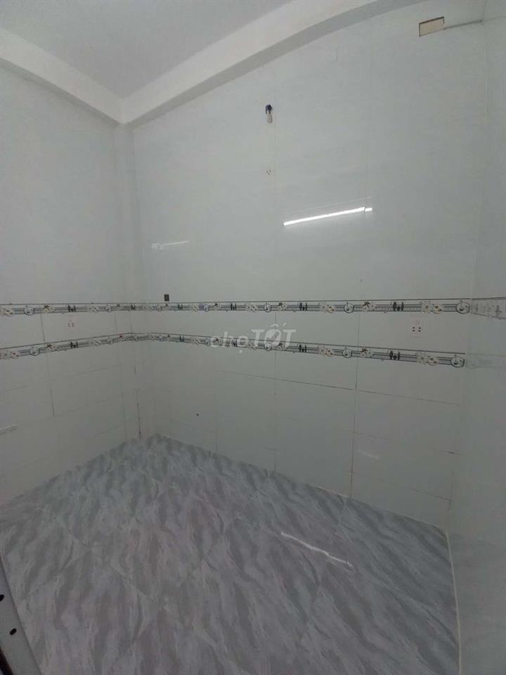 Bán nhà đất thổ cư sổ hồng chung