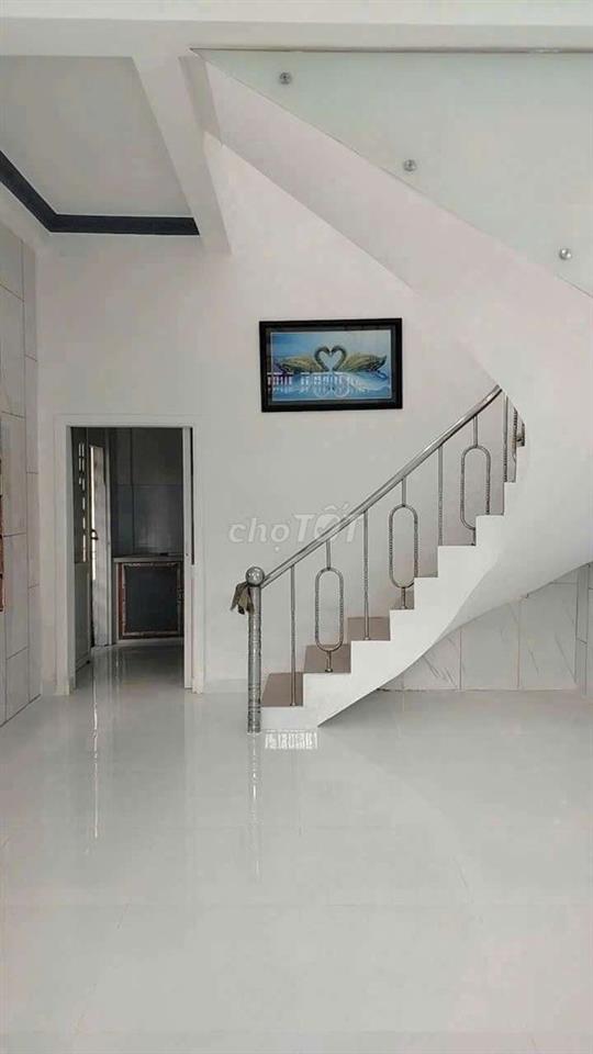 Bán nhà sổ hồng riêng có hoàn công