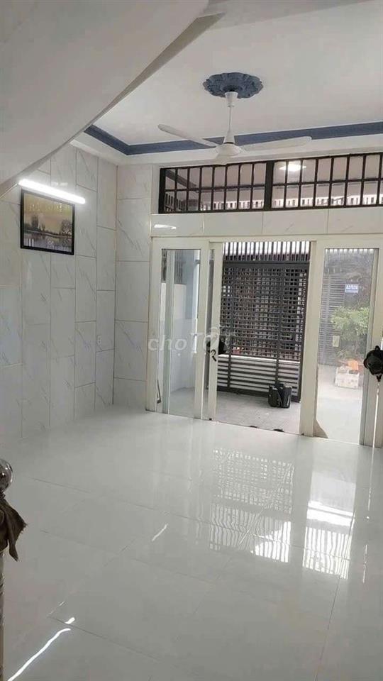 Bán nhà sổ hồng riêng có hoàn công