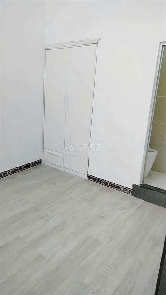 Bán nhà sổ hồng riêng có hoàn công