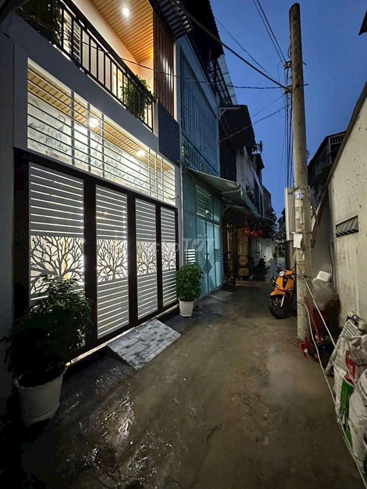 Bán nhà 2lâu  sổ hồng riêng tân kim tân phước