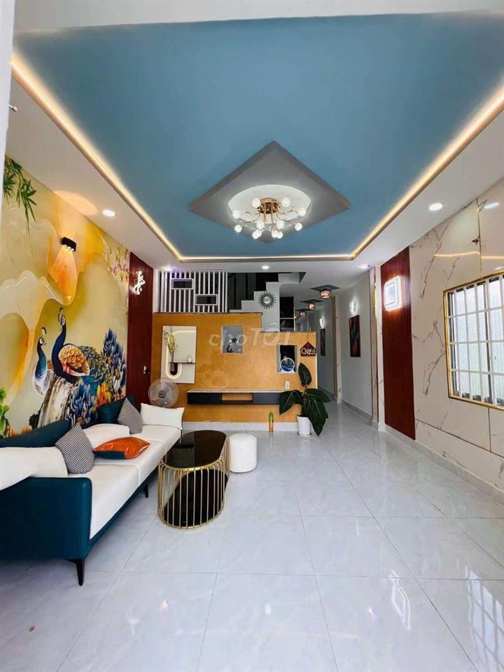 Bán nhà sổ hồng tập đoàn 4