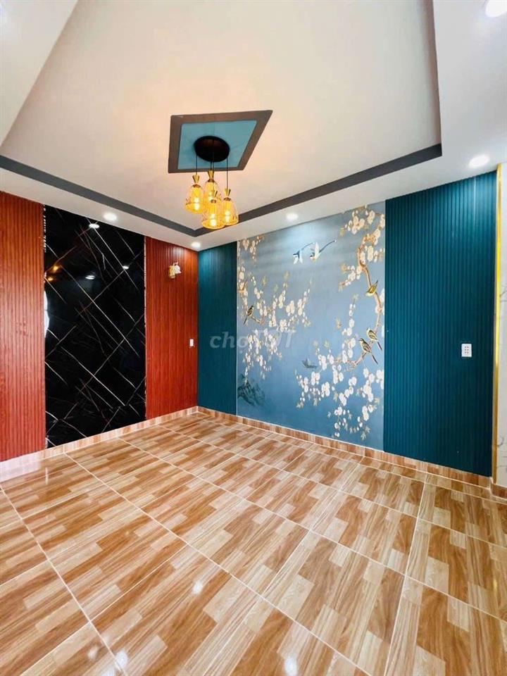 Bán nhà sổ hồng tập đoàn 4