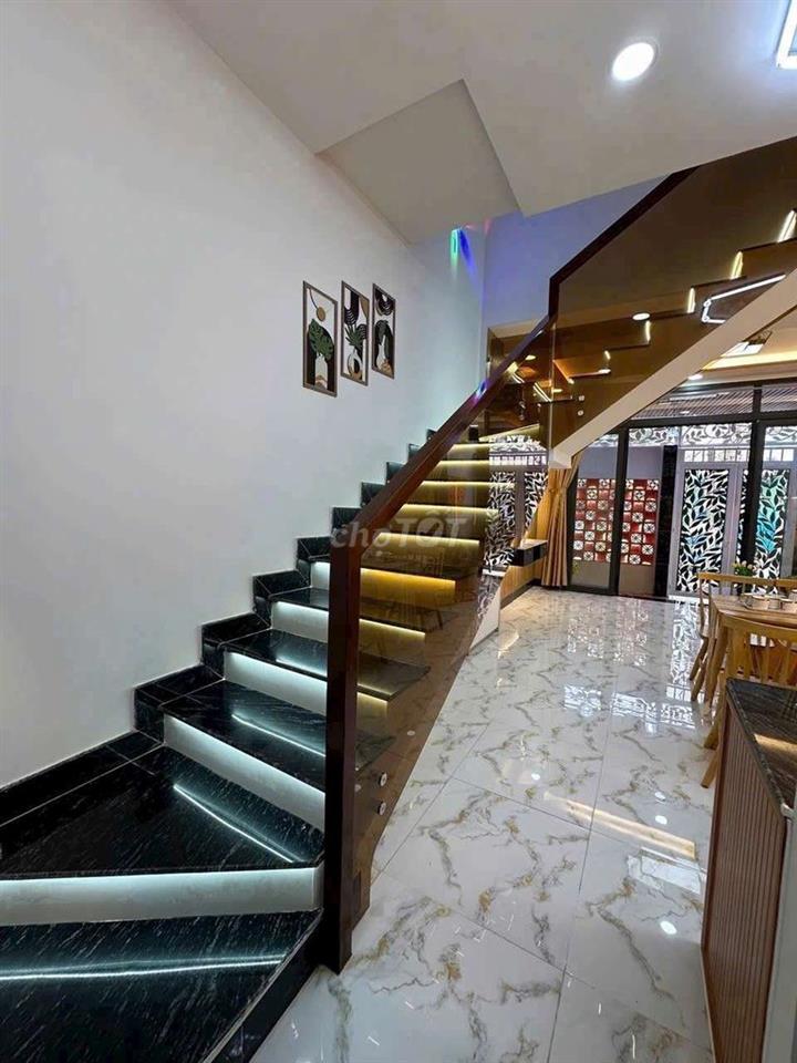 Bán nhà sổ hồng riêng