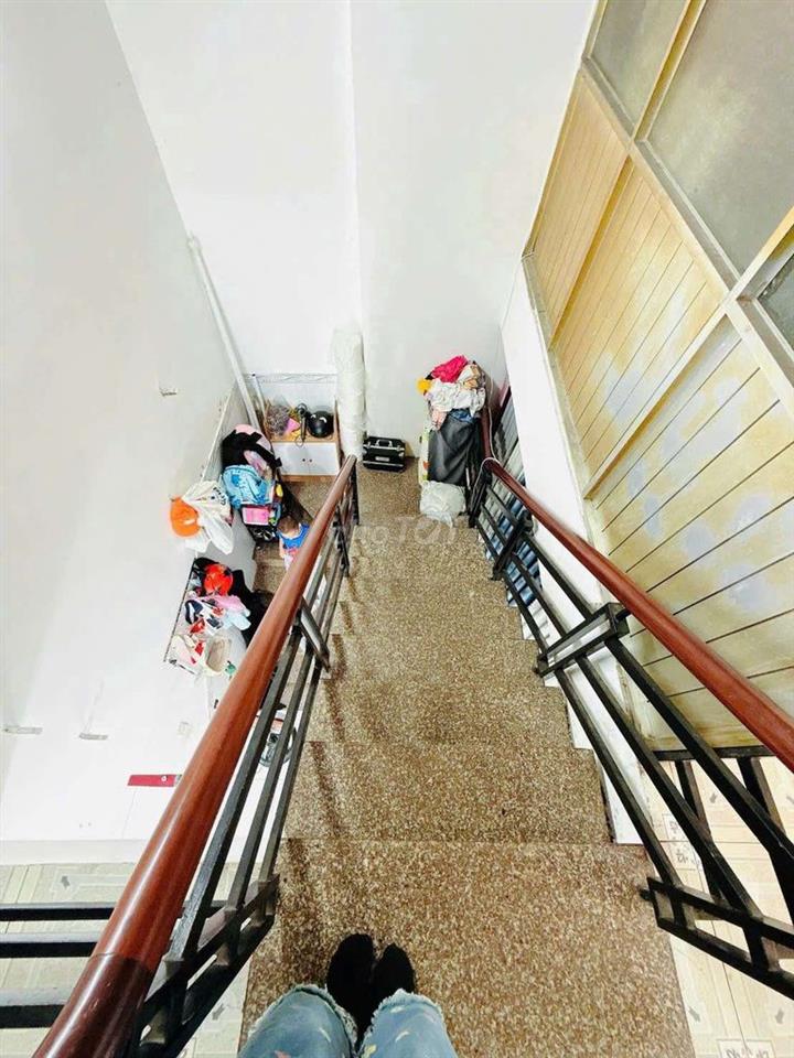 bán nhà mặt đất tiền Phạm Thế Hiển 