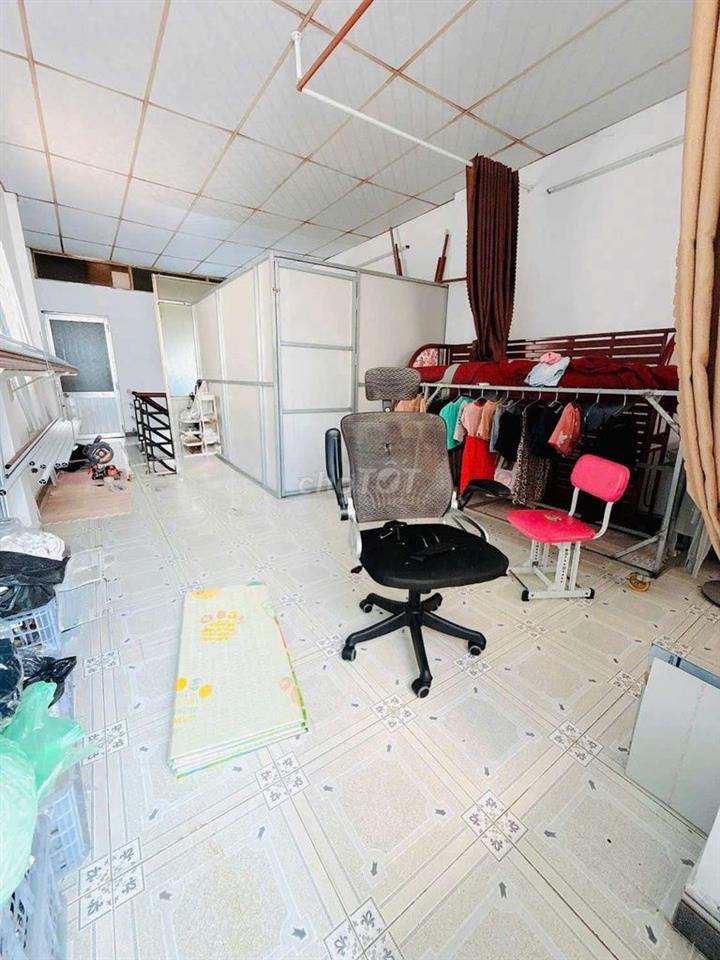 bán nhà mặt đất tiền Phạm Thế Hiển 