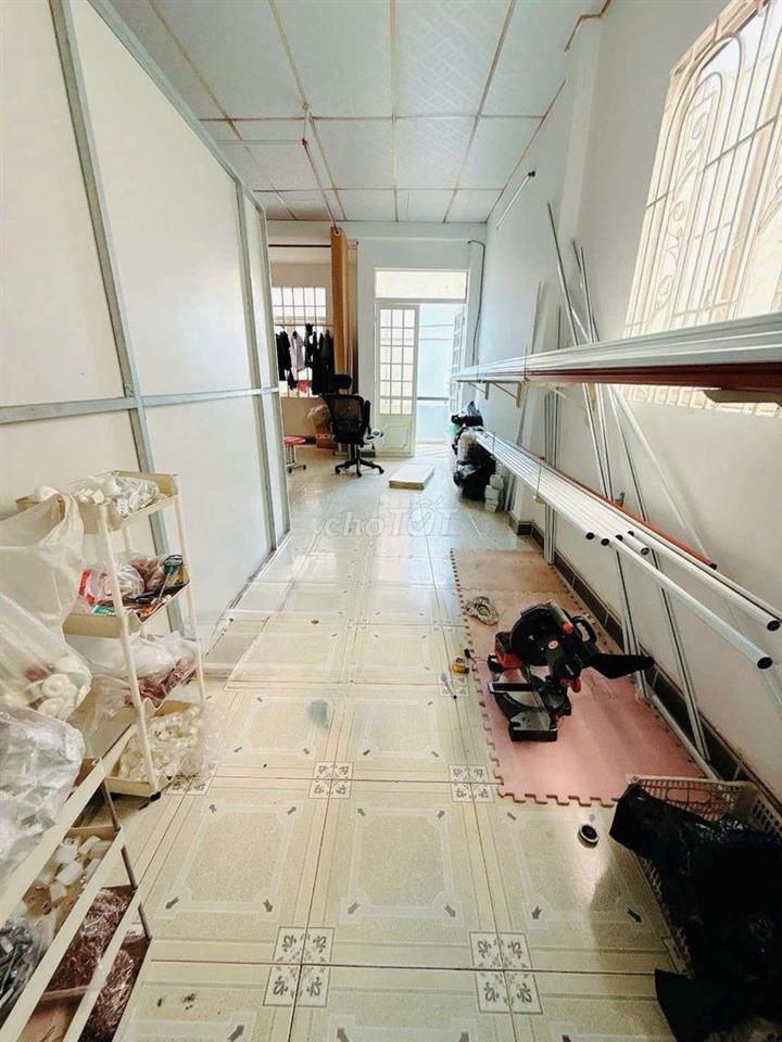 bán nhà mặt đất tiền Phạm Thế Hiển 