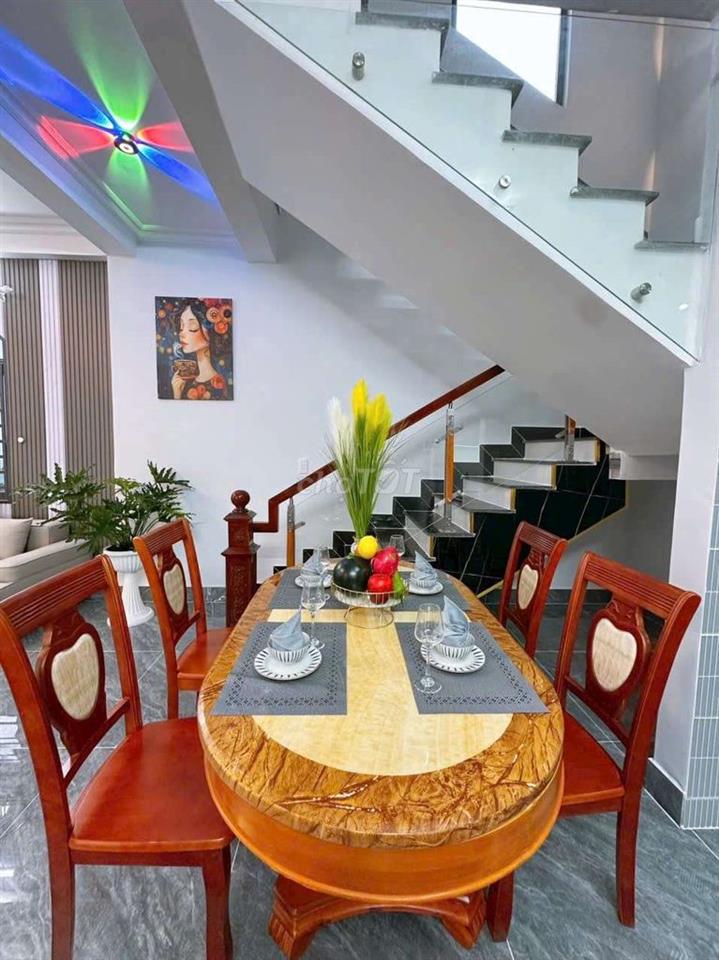 bán nhà sổ hồng riêng 