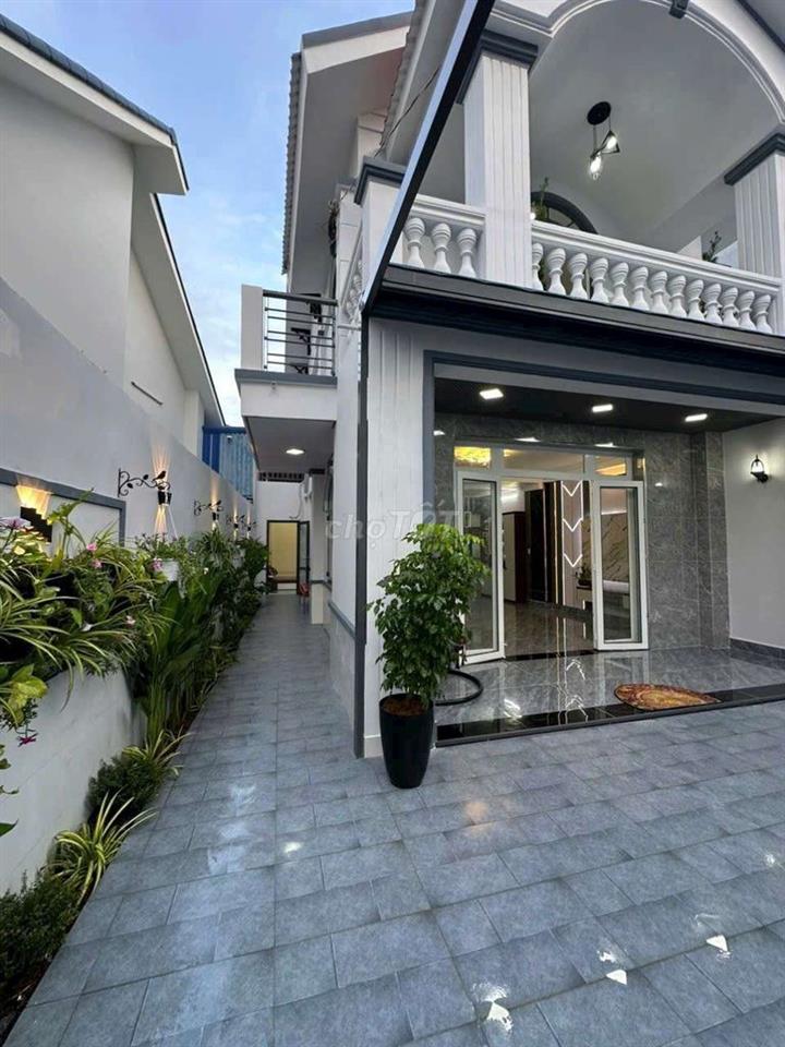 bán nhà sổ hồng riêng 
