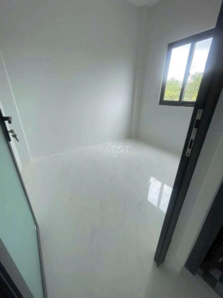 bán nhà hẻm xe hơi hoàn công 